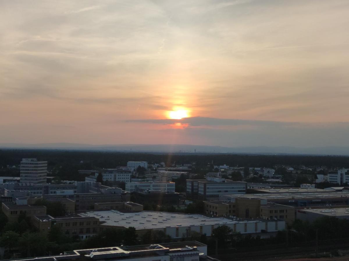 Apartamento Skyline-Aussicht Und Fantastische Sonnenuntergaenge Langen  Exterior foto
